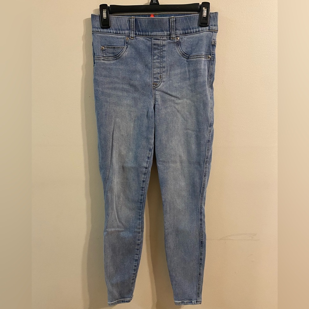 Spanx Medium Wash Slim Leg Ankle Jeans Size Small 27” Inseam